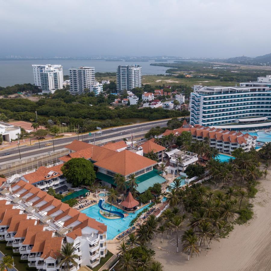 Hotel Las Americas Casa De Playa Cartagena Exterior photo